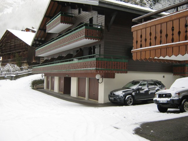 Appartment Les Voinettes 28A, Outside Châtel