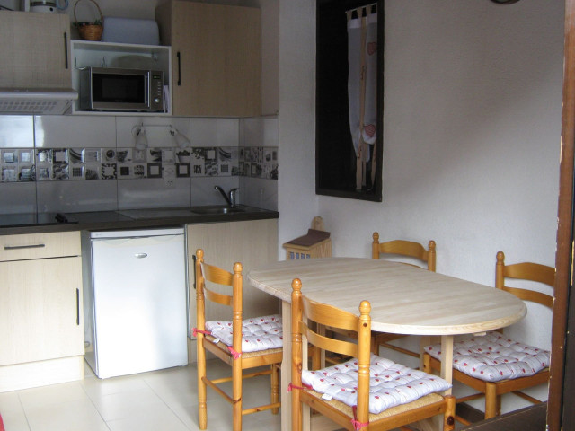 Appartement Les Voinettes 28A, salle à manger, Châtel vallée d'Abondance