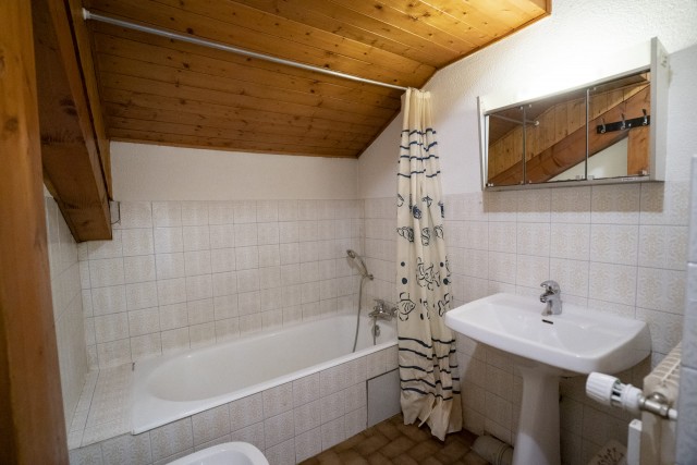 Appartement n°1 Maison des Vallets, Salle de Bain, Châtel