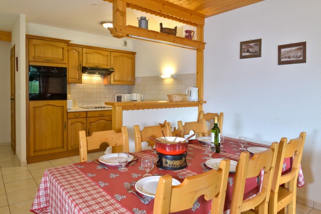 Appartement n°3 dans résidence le Blanchot, Séjour, Châtel Portes du Soleil