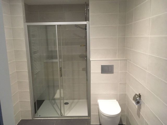 Appartement OROUGE B 001,  Salle de Douche Châtel 2