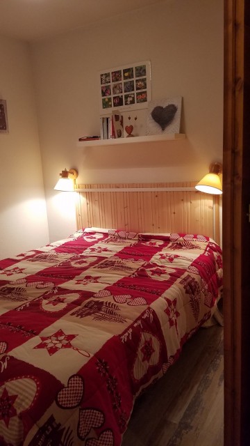 Appartement Perthuis 11D Chambre Châtel