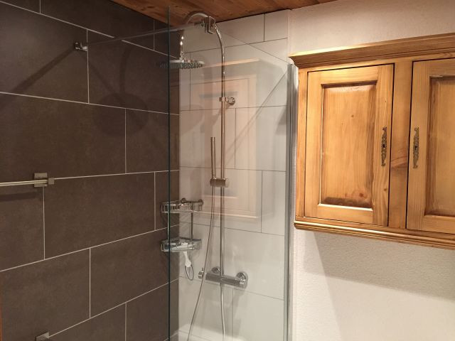 Appartement Résidence le YETI, Salle de bain, Châtel Alpes du Nord
