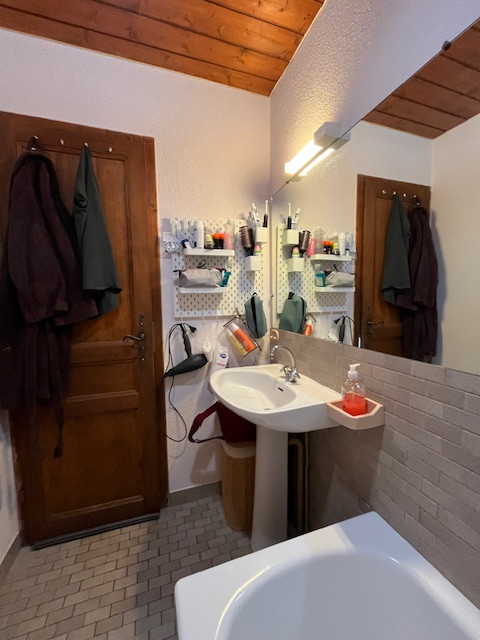 Apartment Residence The YETI, Bathroom and sink, Châtel Ski holidays