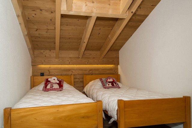 Appartement Savoisien n°6, Chambre 2 lit simples, Châtel Vacances Montagne