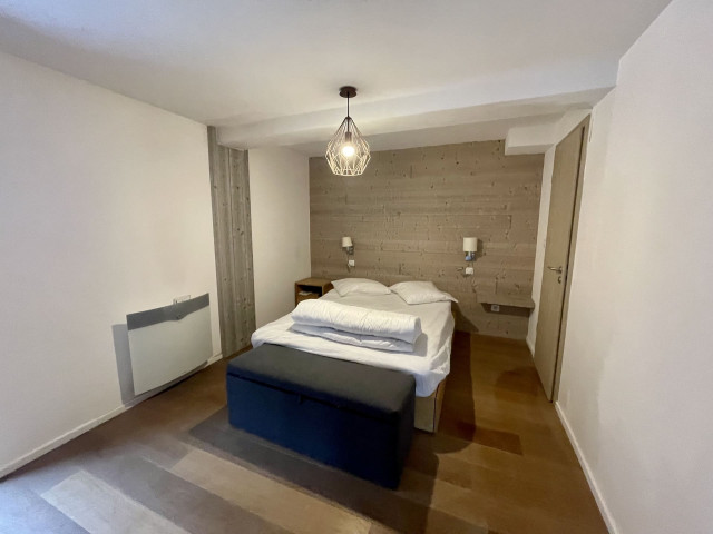 Appartement Soldanelles 13, Chambre lit double, Châtel Neige 74