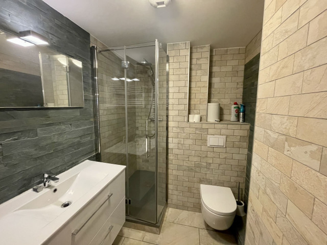 Apartment Soldanelles n°13, Shower room, Châtel 74