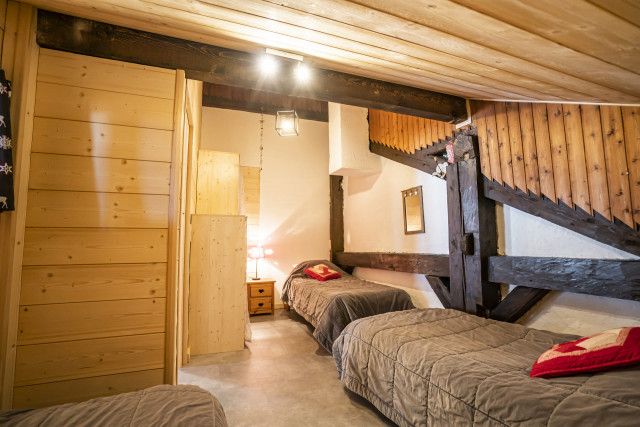 Appartement Vieux Four 03, Chambre 3 lits simples, Châtel Montagne