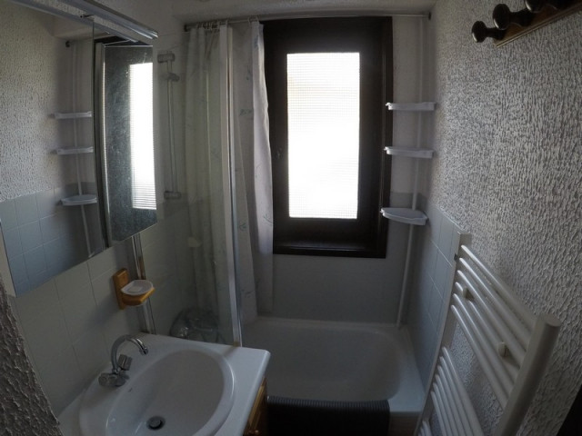 Appartement Voinettes 25A, Salle de bain, Châtel Portes du soleil