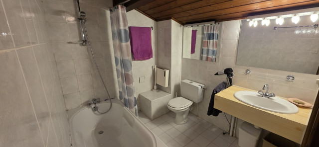 Apartment Yeti 5 51, Bathroom with WC, Châtel