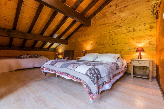 Chalet Alban Petit Châtel Bedroom Rental 74390