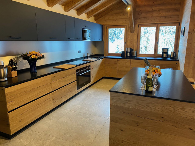 Chalet Au Bon Vieux Temps, cuisine, Châtel Linga