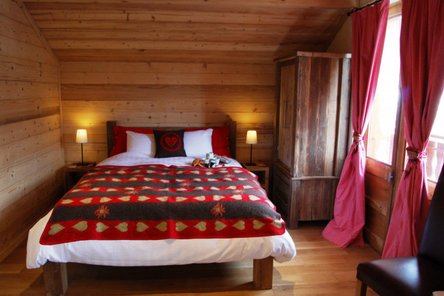 Chalet Barbossine, Chambre lit double, Châtel 74390