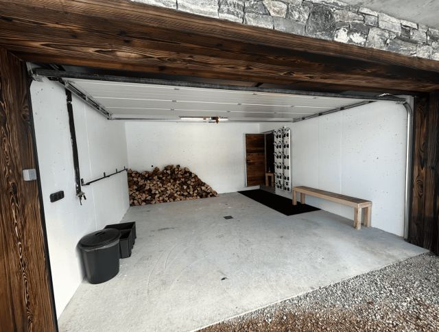 Chalet Bonatti, Garage, Chatel, Ski slopes