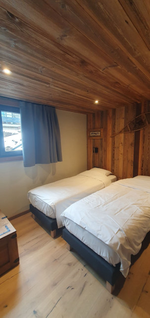 Chalet, single room, mountains, skiing, snow