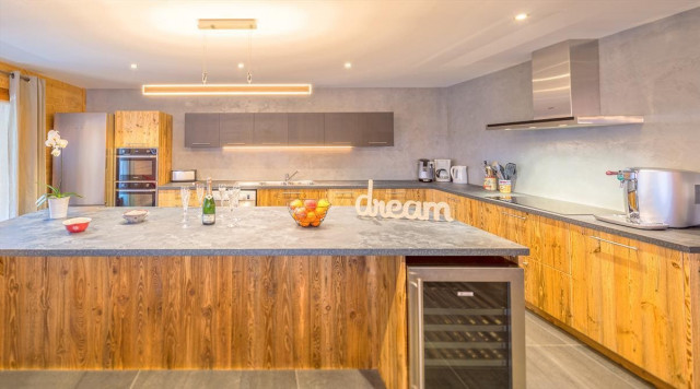 Chalet Chante Merle, Châtel, Béchigne, cuisine ouverte sur séjour