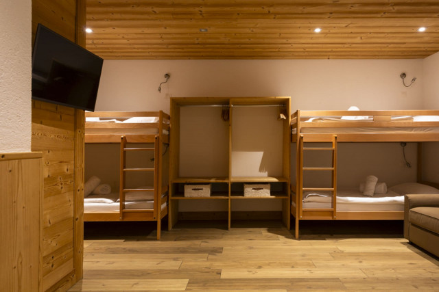 Chalet Cret Beni, Bedroom with bunk beds, Châtel Snow 74