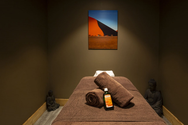 Chalet Cret Beni, Massage room, Châtel Wellness 74