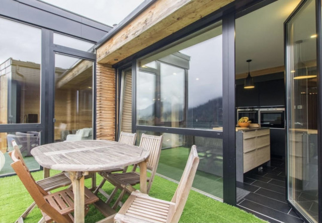 Chalet du Saix, Terrasse avec mobilier de jardin, Châtel Haute-Savoie