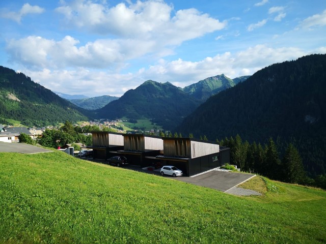 Chalet du Saix vue de l'extérieur en été Châtel