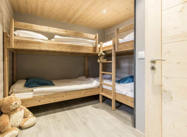 Chalet Entre Vous, Bedroom bunk bed, Châtel Ski holidays