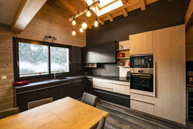 Chalet Entre Vous, Kitchen, Ski holidays 74390