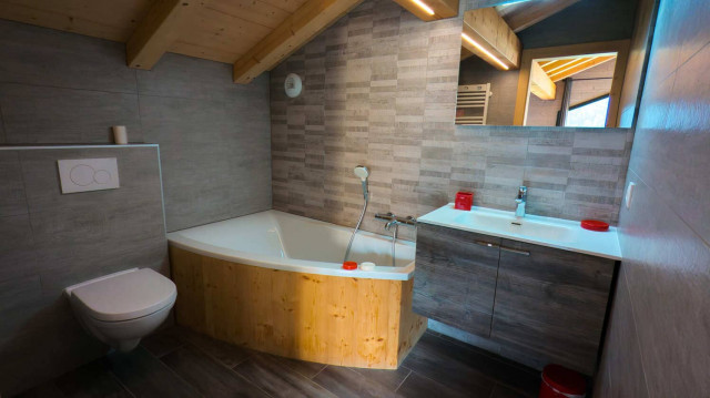 Chalet Entre Vous, Bathroom and toilet, Mountain Chatel Ski