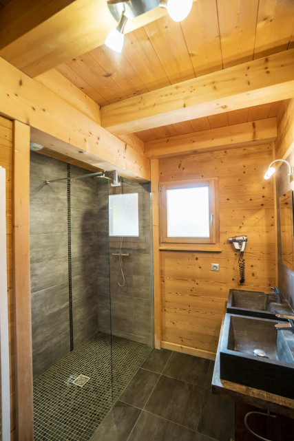 Chalet Etagne, bathroom, Châtel Les Portes du Soleil