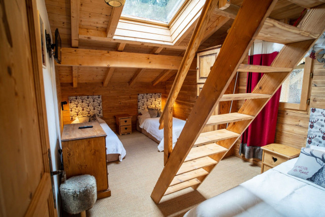 Chalet Etoiles des Alpes, Bedroom with 4 single beds, Châtel Ski