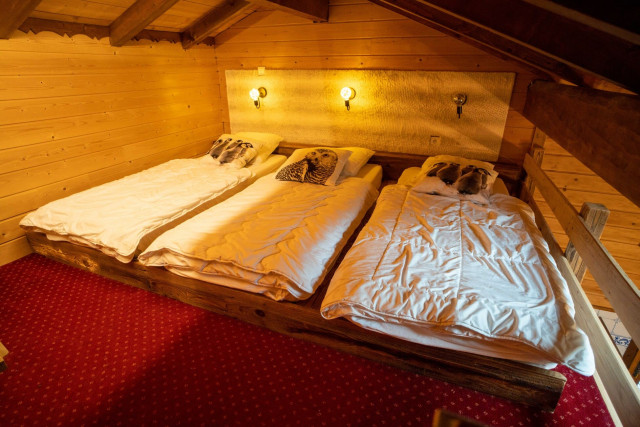 Chalet Etoiles des Alpes, Mezzanine with 4 single beds , Châtel