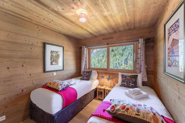 Chalet Etringa, Bedroom with 2 single bed, Châtel Booking 74