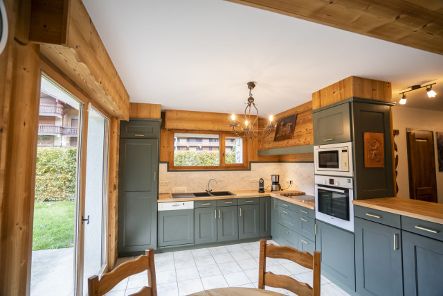 Chalet Fifine, Kitchen, Chatel Ski equipment