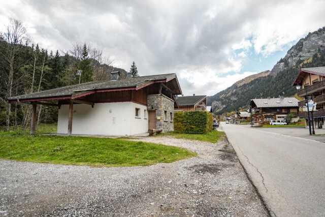 Chalet Fifine Vue de la Route Châtel