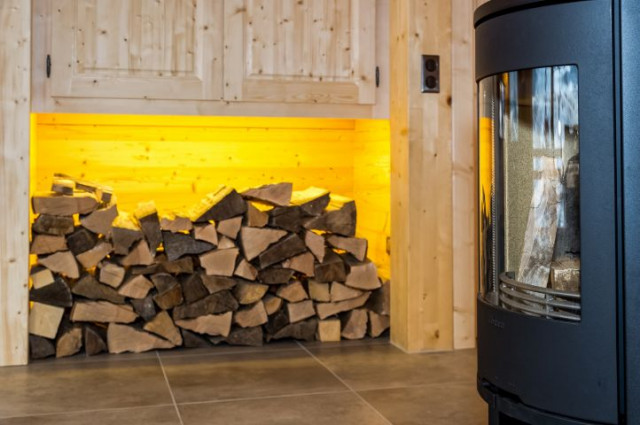 Chalet Haute-Cime, Living room and fireplace, Chalet