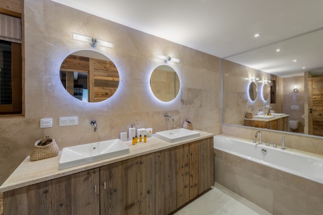 Chalet IKARIA 17 personnes Salle de bain Châtel haute-savoie
