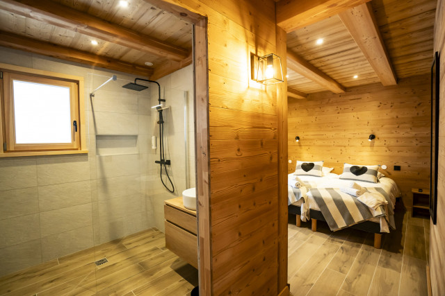 Chalet Juliette, bedroom 2 single beds at the 1st floor, Châtel Reservation