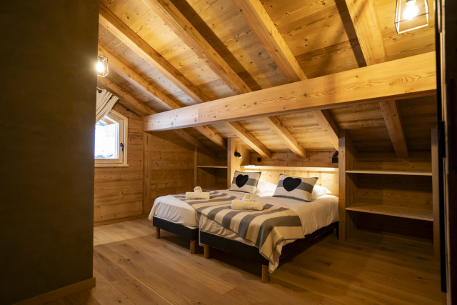 Chalet Juliette, bedroom 2 single beds at the 2nd floor, Châtel