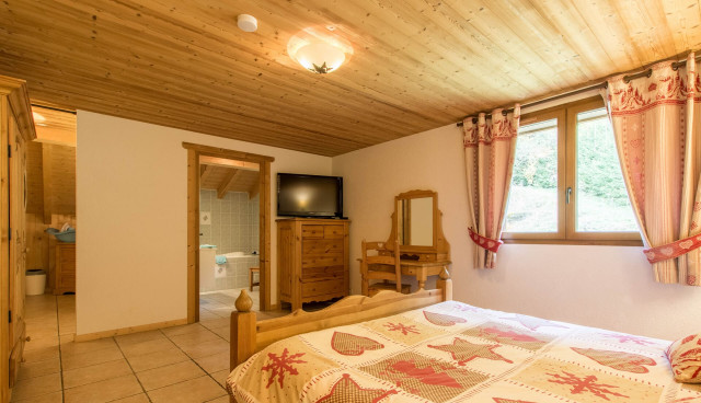 Chalet L'Orée du lac, Bedroom 5 second floor, Chatel, Fresh air