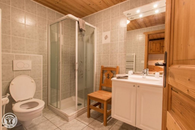 Chalet l'orée du lac, Chatel, Bathroom for bedroom n°4, Ski resort