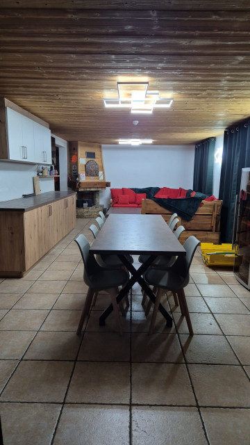 Chalet L'Orée du lac, Living room and kitchen, Chatel, Holiday apartment