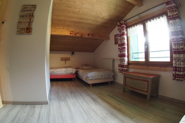 Chalet La Calèche, Chambre 4 lits simples, Châtel Alpes du Nord