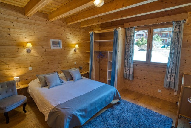 Chalet La Cascade bedroom Châtel 2