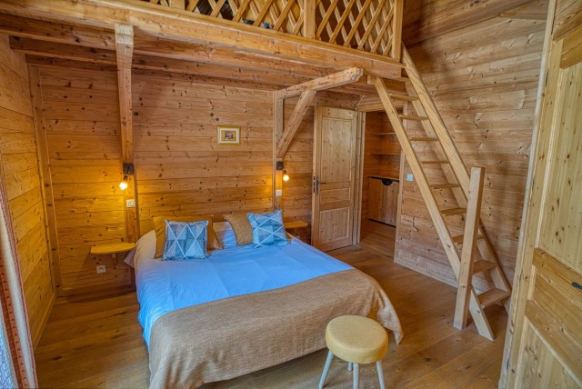 Chalet La Cascade bedroom Châtel mountain