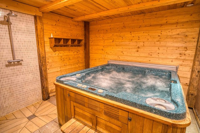 Chalet La Cascade Jacuzzi Châtel Haute Savoie