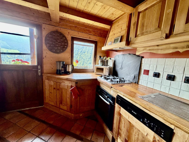 Chalet La Miette (Haut), Cuisine, Châtel Réservation