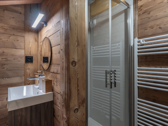 Chalet La Sapinette, Châtel, Salle de douche, Randonnées en montagne