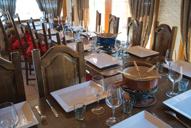 chalet la Savoyarde, Salon, Châtel Fondue 74