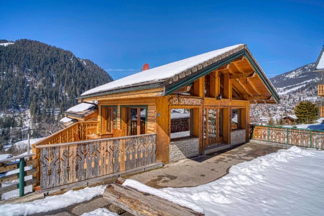chalet la Savoyarde vue face Châtel montagne
