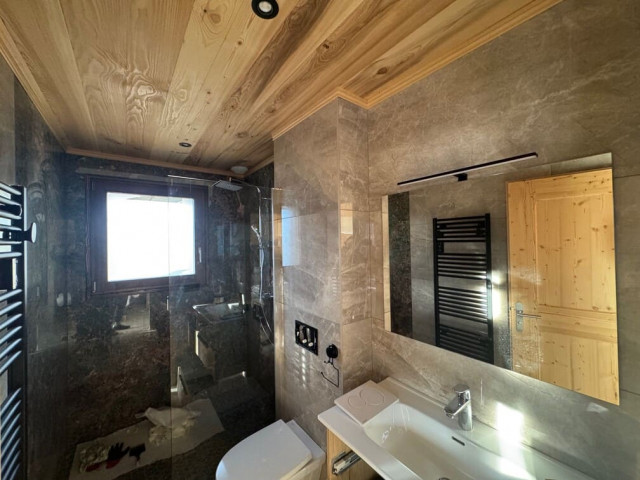 Chalet Laurentine, Salle de douche avec WC, station de ski