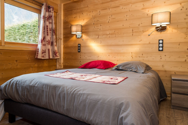 Chalet Le Bois Brulé, Châtel, chambre 1 lit double au rez de chaussée